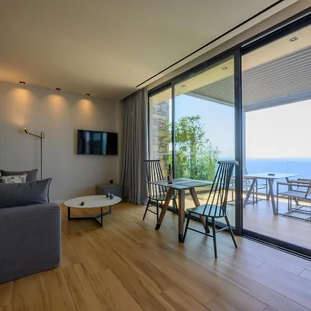 Mani Suites Agios Nikolaos  Exterior photo