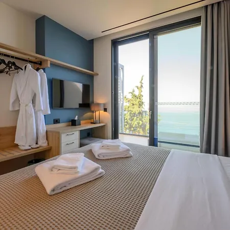 Mani Suites Agios Nikolaos  Exterior photo