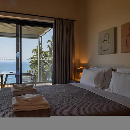 Mani Suites Agios Nikolaos  Exterior photo